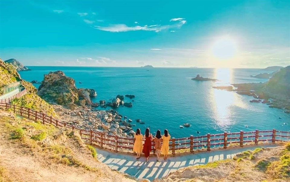 QN–PY 3N2Đ | Tour Quy Nhơn Phú Yên 3 Ngày 2 Đêm Trọn Gói