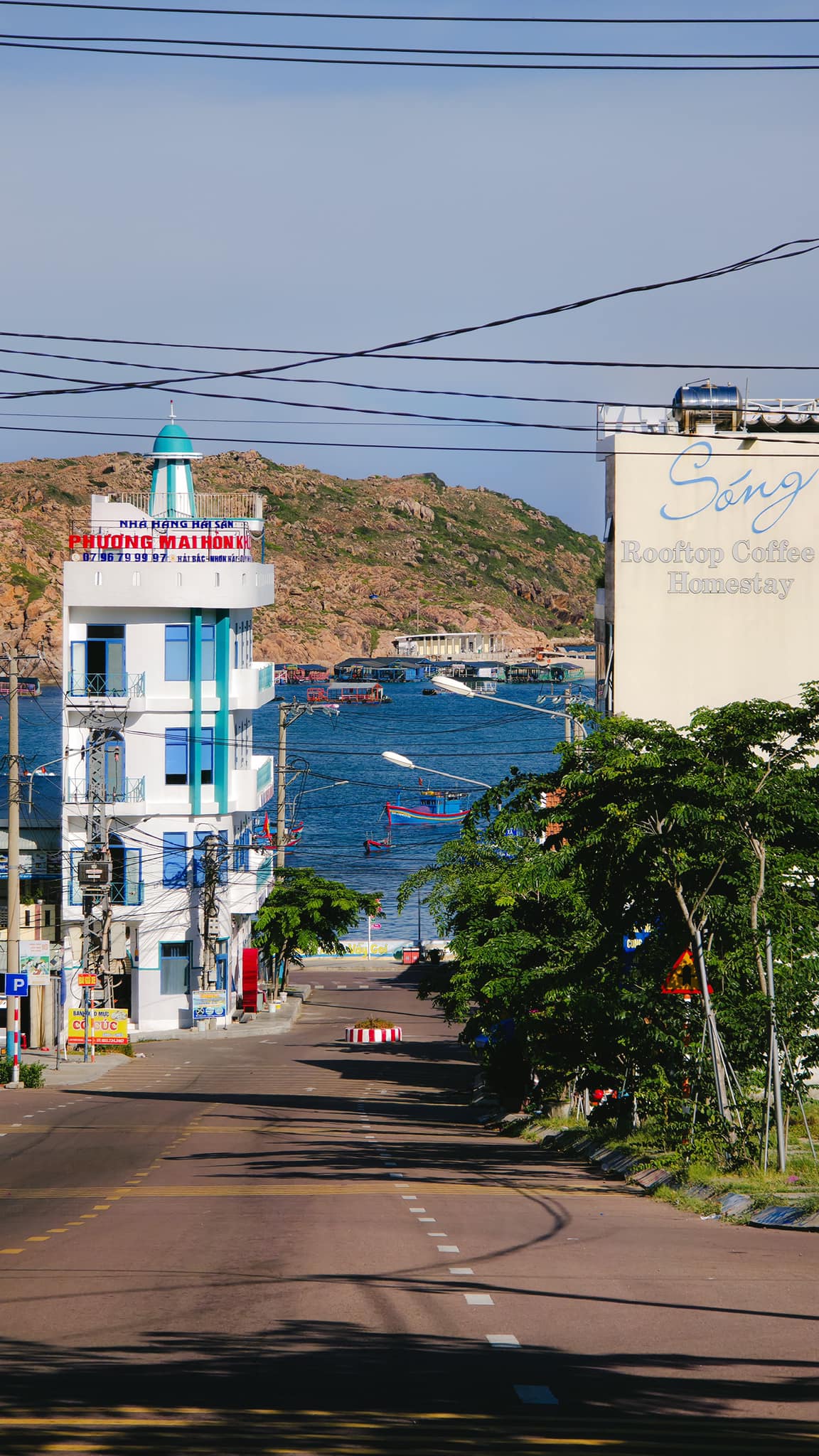 Hòn Khô - Chèo Sup